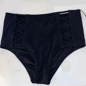 Shade & Shore Women’s Bikini Bottoms